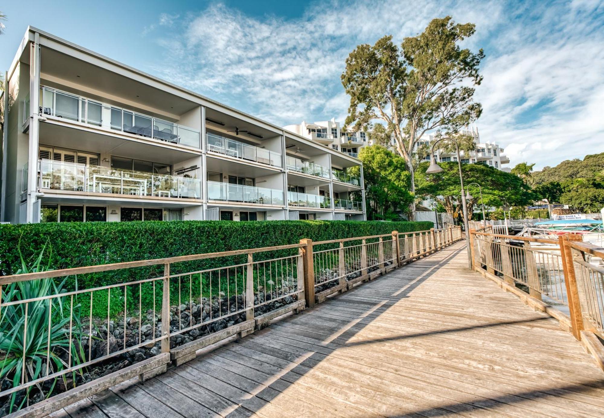 Jacaranda Noosa Aparthotel Luaran gambar